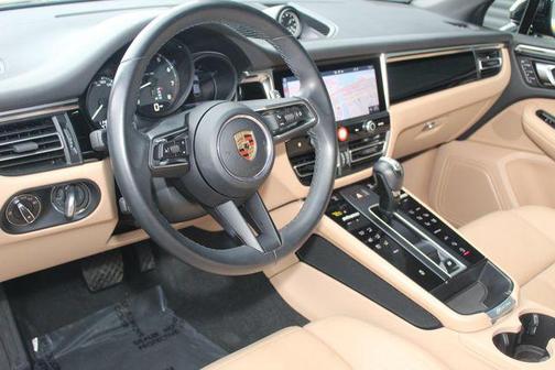 2023 Porsche Macan T