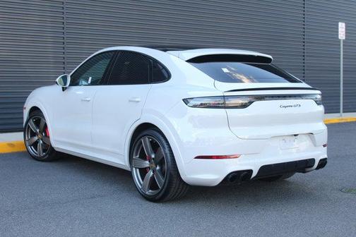 2021 Porsche Cayenne GTS