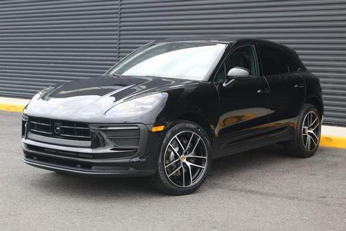 2026 Porsche Macan Base