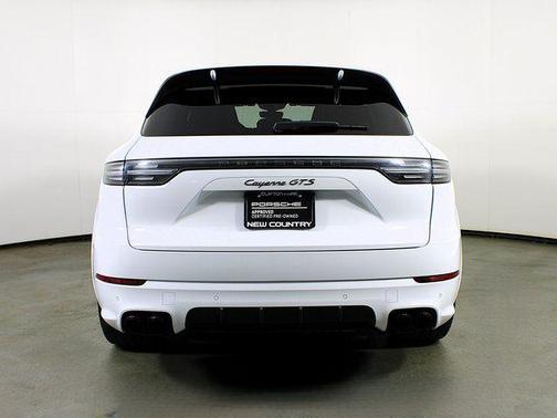 2023 Porsche Cayenne GTS