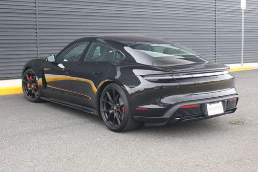 2025 Porsche Taycan GTS