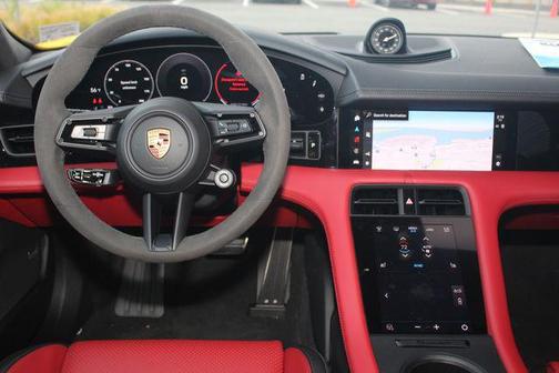 2025 Porsche Taycan GTS