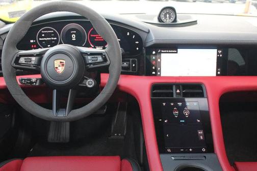 2025 Porsche Taycan GTS