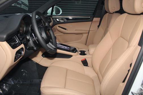 2026 Porsche Macan Macan S