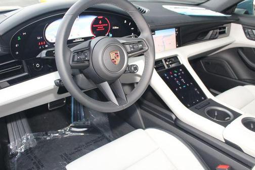 2025 Porsche Taycan 4