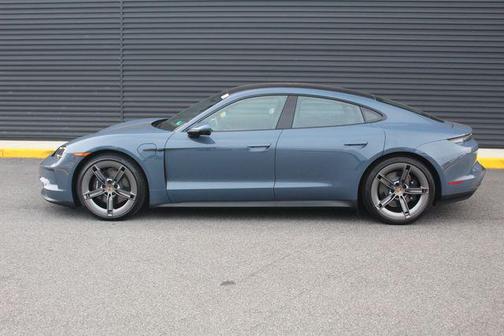 2025 Porsche Taycan 4