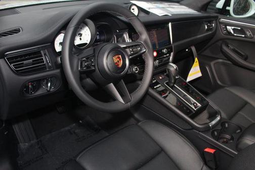 Carrara White 2026 Porsche Macan Macan GTS
