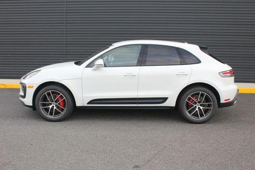 2025 Porsche Macan S