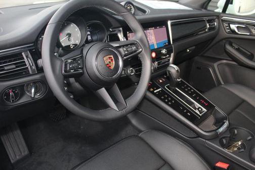 2025 Porsche Macan S