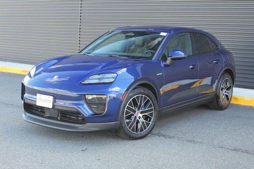 2026 Porsche Macan 4