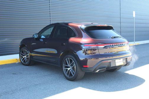 2025 Porsche Macan Macan