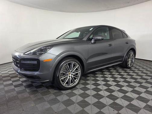 2023 Porsche Cayenne Turbo