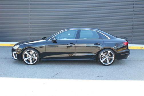 Mythos Black Metallic 2021 Audi A4 45 S line Premium Plus