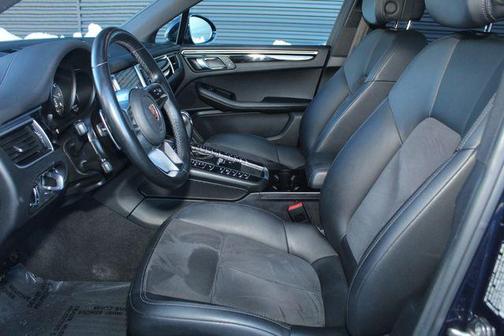 2018 Porsche Macan Sport Edition