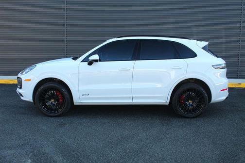 2023 Porsche Cayenne GTS