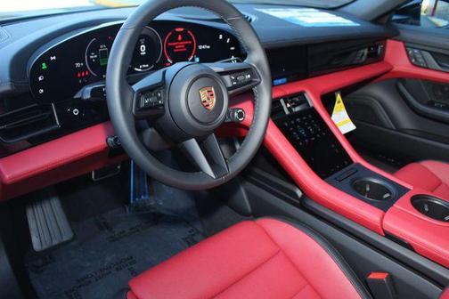 2026 Porsche Taycan 4S