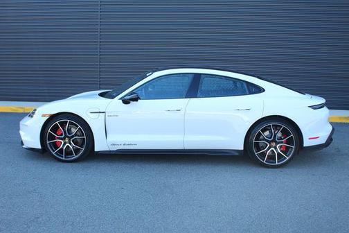2026 Porsche Taycan 4S