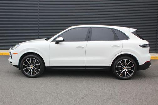 2023 Porsche Cayenne Cayenne
