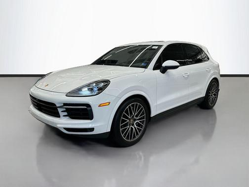 White 2022 Porsche Cayenne Cayenne