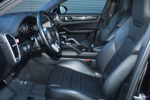 2021 Porsche Cayenne GTS