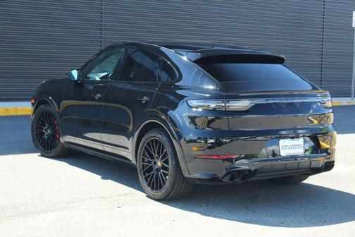 2021 Porsche Cayenne GTS