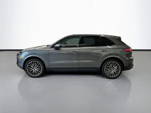 Quartzite Grey Metallic 2020 Porsche Cayenne Cayenne