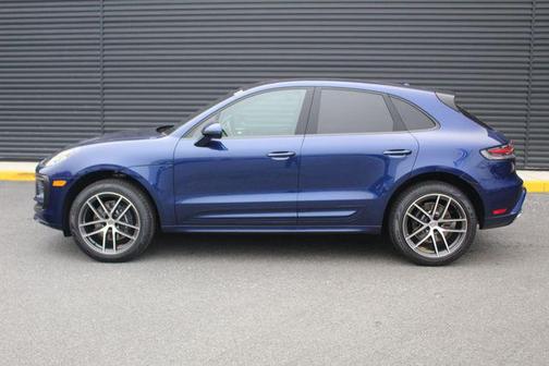 2026 Porsche Macan AWD