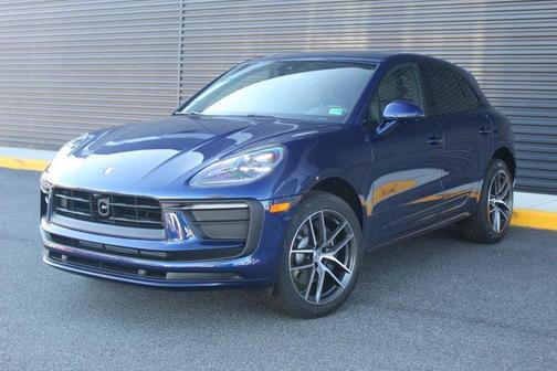 2026 Porsche Macan AWD