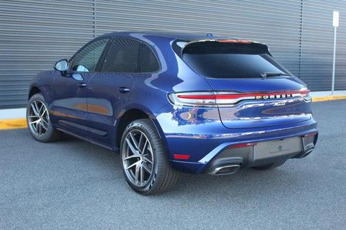 2026 Porsche Macan AWD