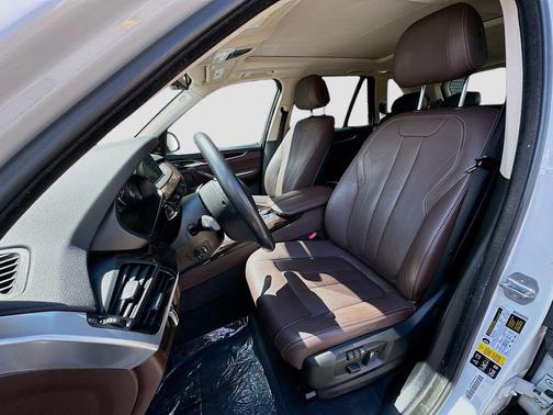 White Metallic 2016 BMW X5 xDrive35i
