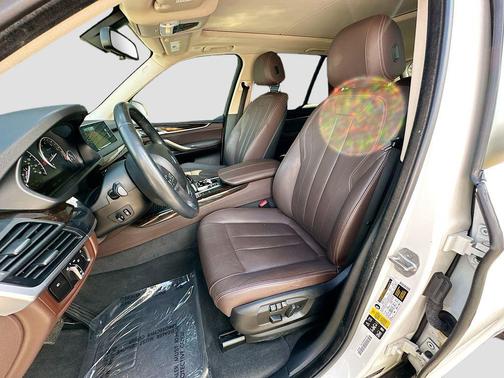 White Metallic 2016 BMW X5 xDrive35i