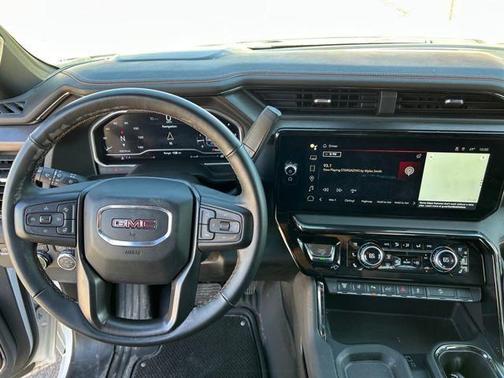 2024 GMC Sierra 2500 AT4