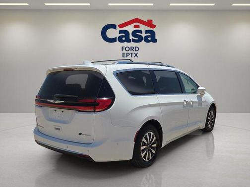 2021 Chrysler Pacifica Hybrid Touring L