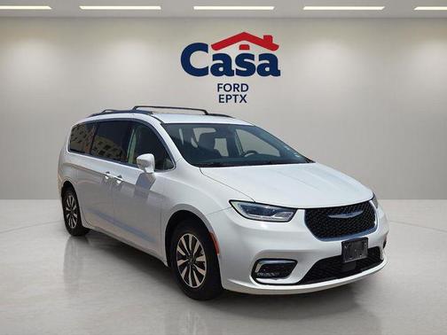 2021 Chrysler Pacifica Hybrid Touring L