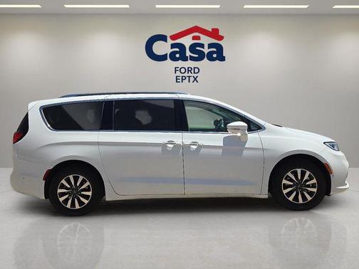2021 Chrysler Pacifica Hybrid Touring L