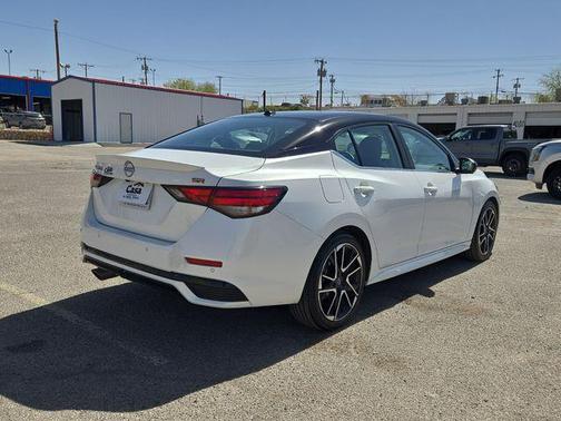2025 Nissan Sentra SR