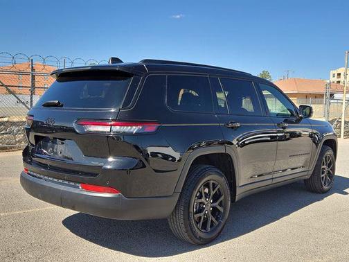 2024 Jeep Grand Cherokee L Altitude