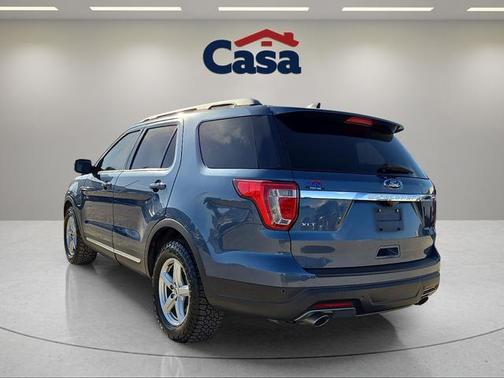 Blue Metallic 2018 Ford Explorer XLT