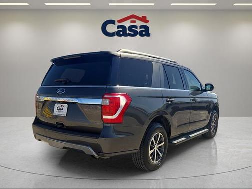 Magnetic 2021 Ford Expedition XLT