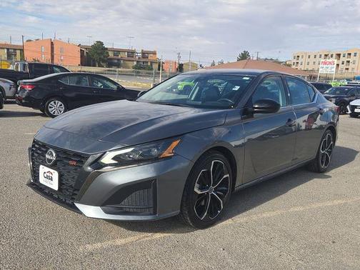 2023 Nissan Altima SR FWD