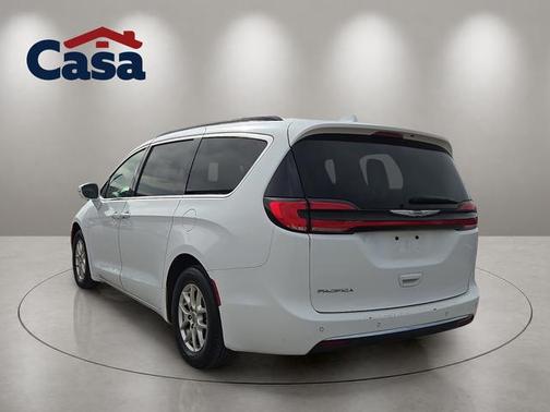 Bright White Clearcoat 2022 Chrysler Pacifica Touring L