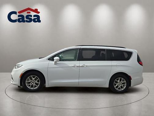 Bright White Clearcoat 2022 Chrysler Pacifica Touring L