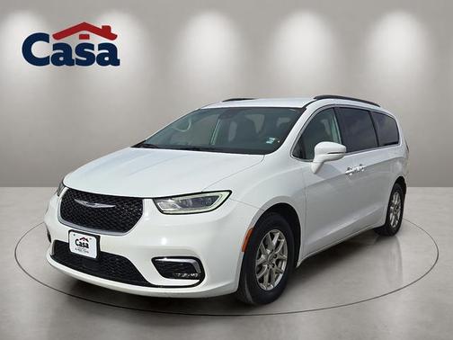Bright White Clearcoat 2022 Chrysler Pacifica Touring L
