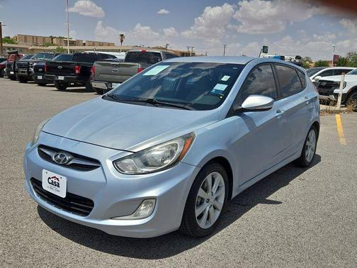 2013 Hyundai Accent SE