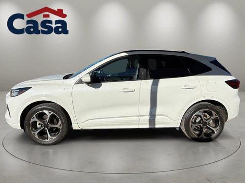 Star White Metallic Tri-Coat 2023 Ford Escape ST-Line Select