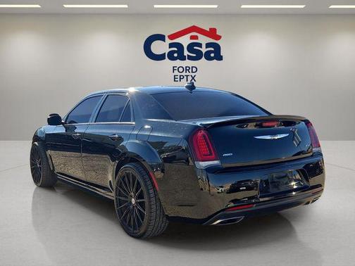 2016 Chrysler 300 S