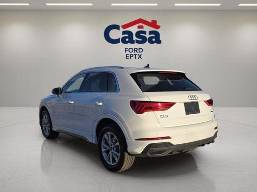 2025 Audi Q3 Premium 45 TFSI S line quattro Tiptronic