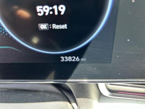2022 Hyundai ELANTRA Limited