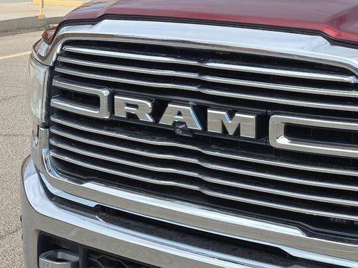 2021 RAM 3500 Laramie Crew Cab 4x4 8' Box