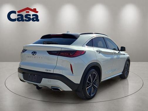 Majestic White 2023 INFINITI QX55 LUXE